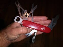 Victorinox Swiss Army Swiss Champ -Hiking And Camping 0820211634