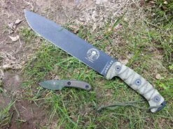 ESEE Knives Junglas -Hiking And Camping 20140519 130646