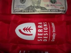 Sierra Designs Granby Insulated Sleeping Pad -Hiking And Camping DSC06189