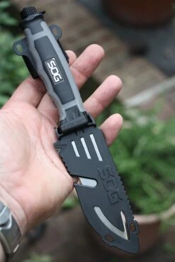 SOG BladeLight Camp -Hiking And Camping IMG 0740 2