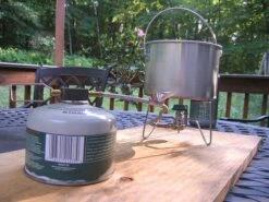 Open Country Aluminum Covered Kettle - 2 Quart -Hiking And Camping Kovea spider in use