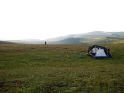 Sierra Designs Zeta 4 -Hiking And Camping SierraTent