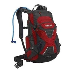 CamelBak H.A.W.G. -Hiking And Camping camel hawg nv 100oz