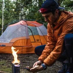 BioLite HeadLamp 200 -Hiking And Camping headlamp200 7